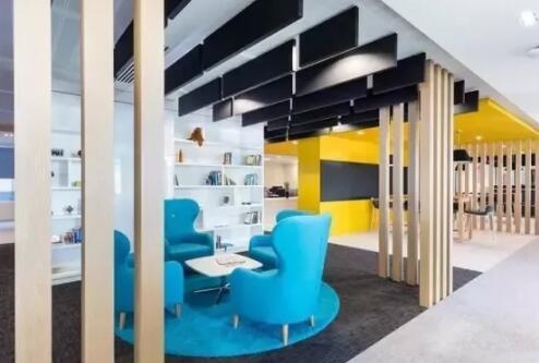 �k�����b���OӋ���ͻ�����}�c�L��